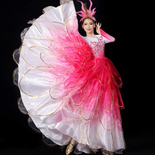 Red pink gold petals Flamenco dance dresses for women big swing skirt paso double spanish bull dance long dress atmosphere ballroom dance dress for female